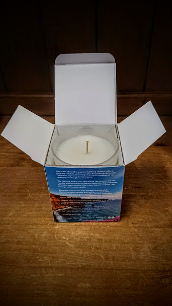 Fragrance and Memories - Natural Wax Scented Candle - Cliffs of Moher 