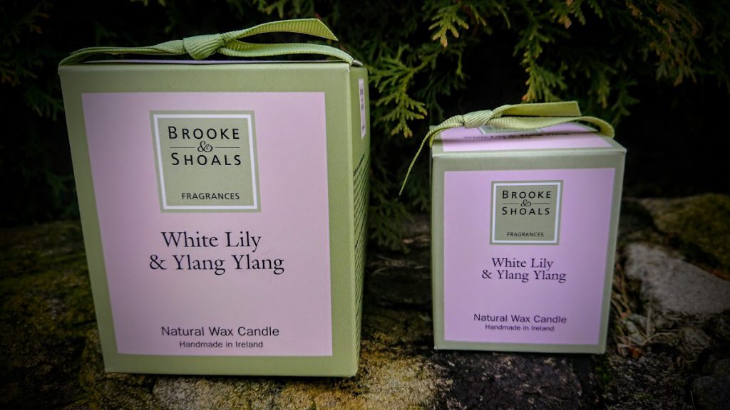 Brooke and Shoals Scented Candle - White Lily and Ylang Ylang 