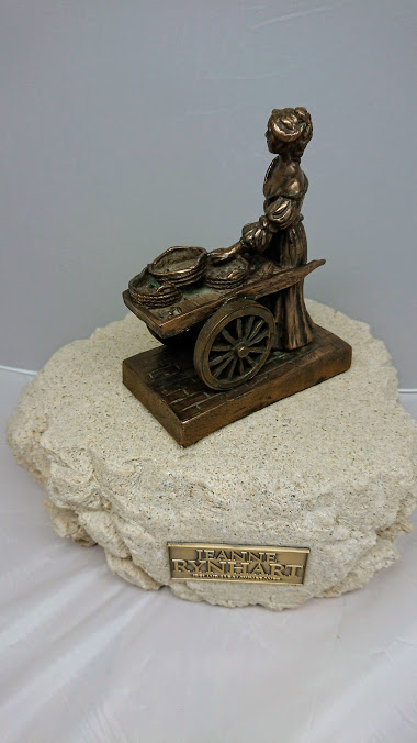 Jeanne Rynhart Bronze Sculpture - Molly Malone - Small