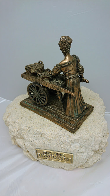 Molly Malone Bronze Sculpture - Jeanne Rynhart - Medium