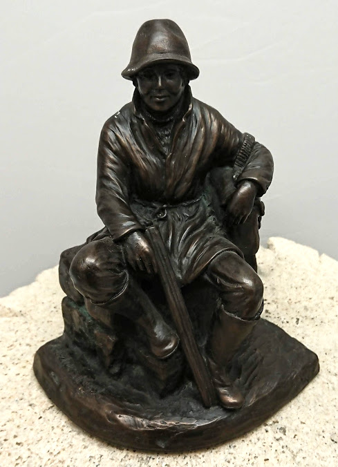 Jeanne Rynhart Bronze Sculpture - Poachers Rest