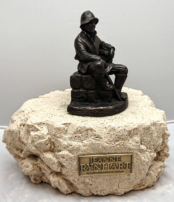 Jeanne Rynhart Bronze Sculpture - Poachers Rest